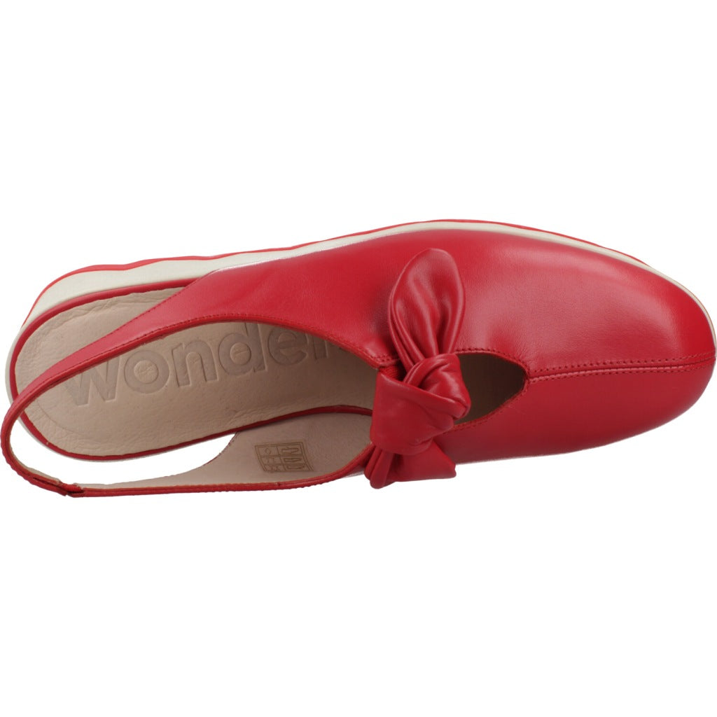 WONDERS C en color ROJO (7)