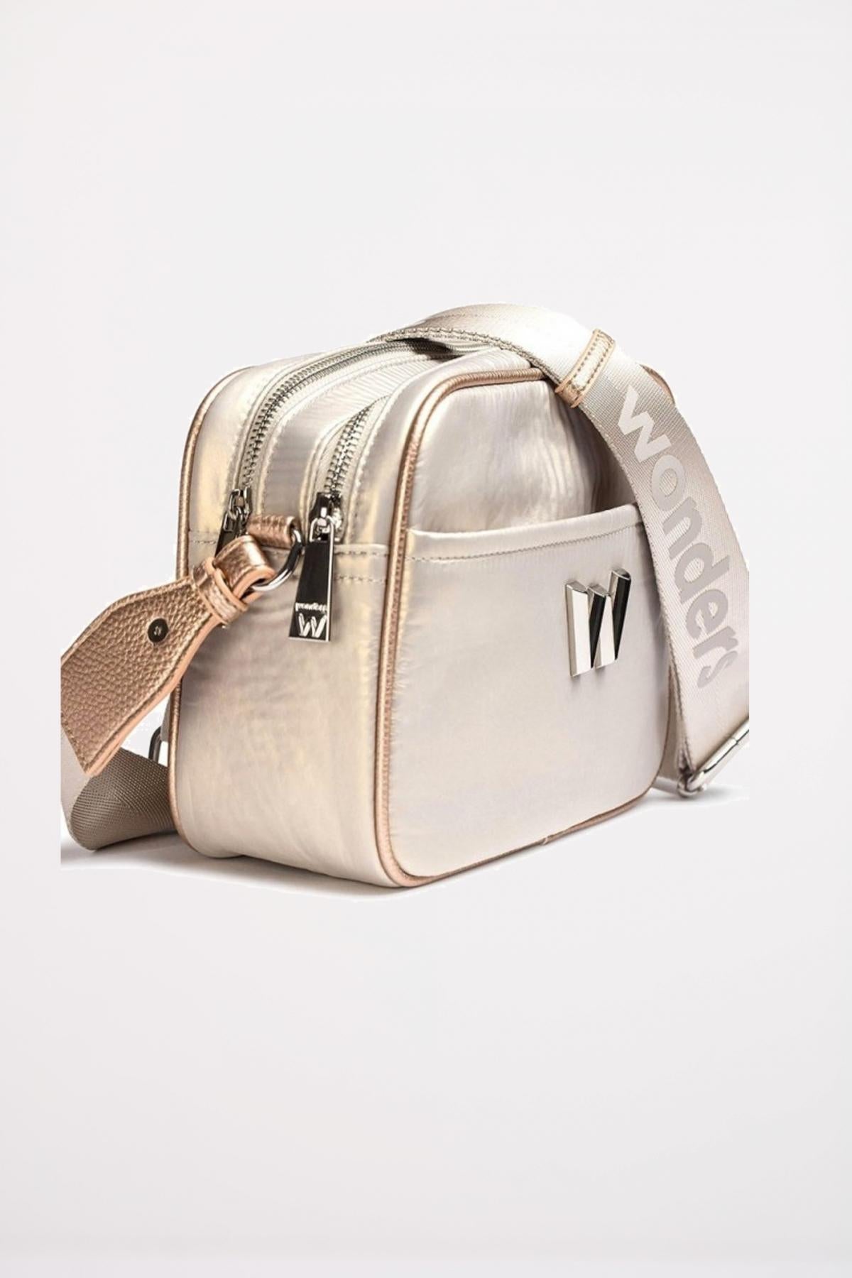 WONDERS WB BOLSO en color ORO (2)
