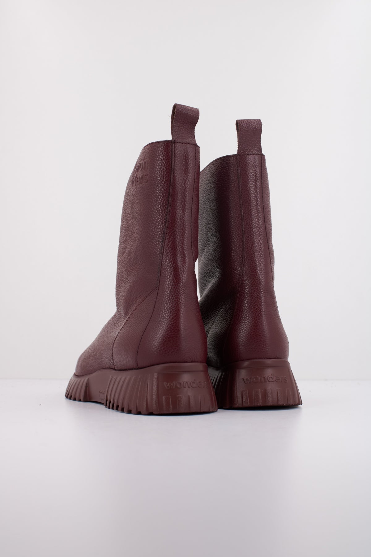 WONDERS WILD en color BURDEOS (4)