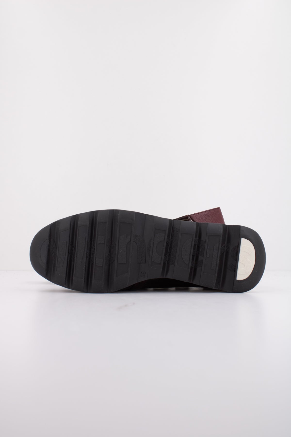 WONDERS GARDA WILD en color BURDEOS (5)