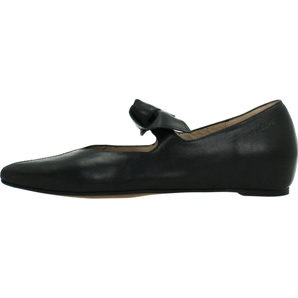 WONDERS A en color NEGRO (2)