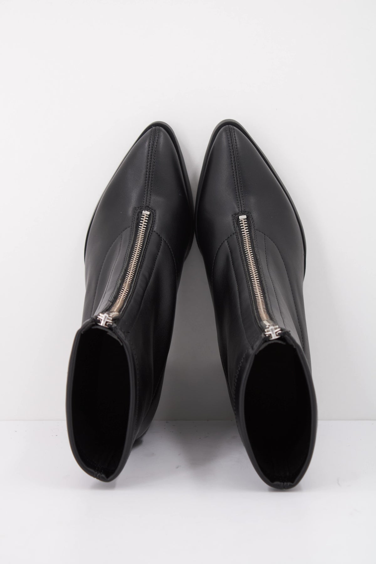 WONDERS L BOTA NEW YORK en color NEGRO (3)