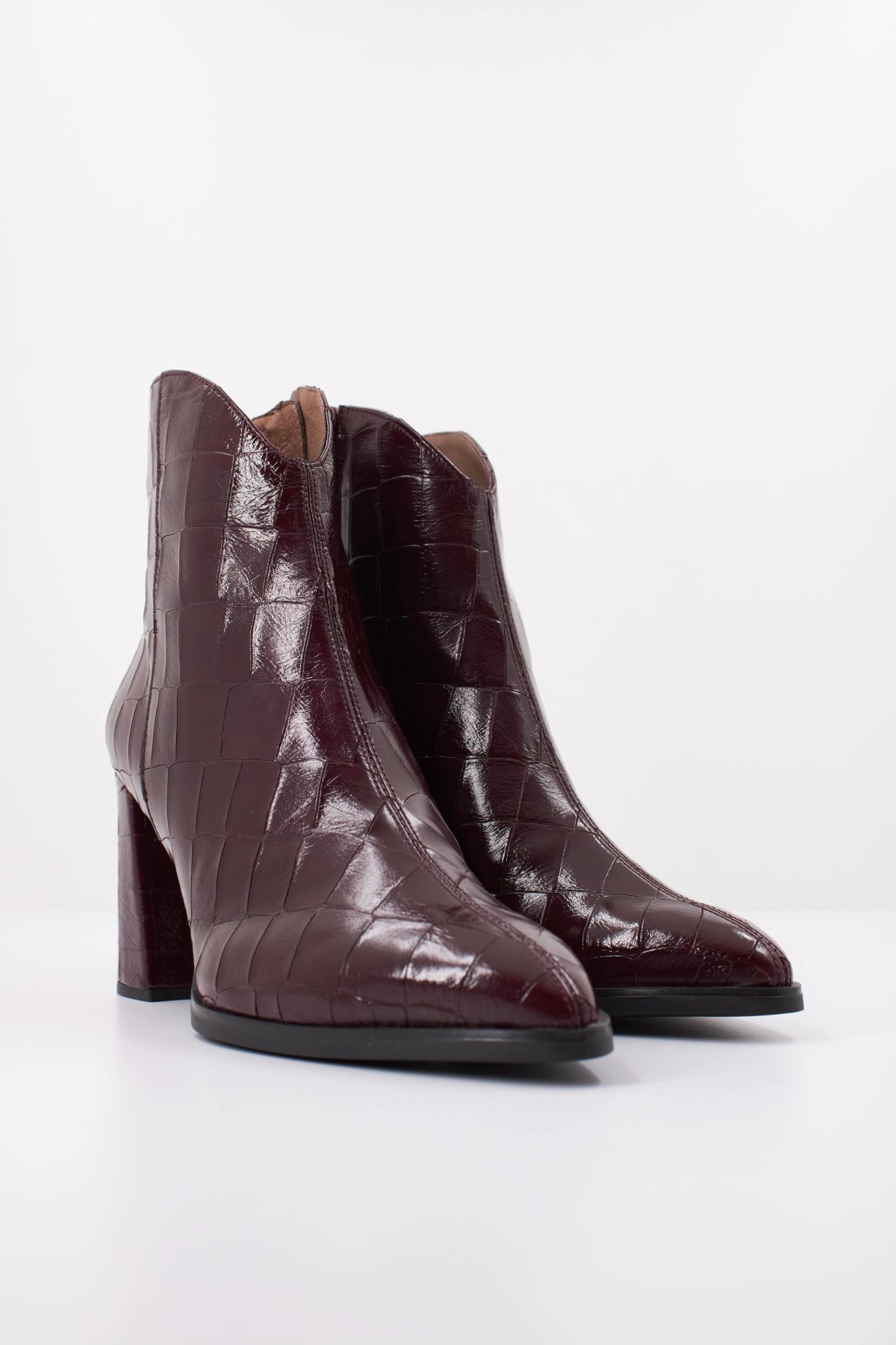 WONDERS M BOTIN VELVET en color BURDEOS (2)