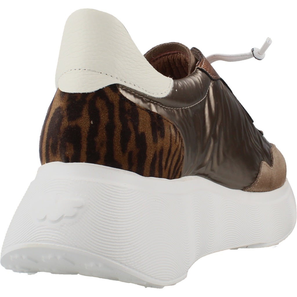 WONDERS A en color MARRON (3)
