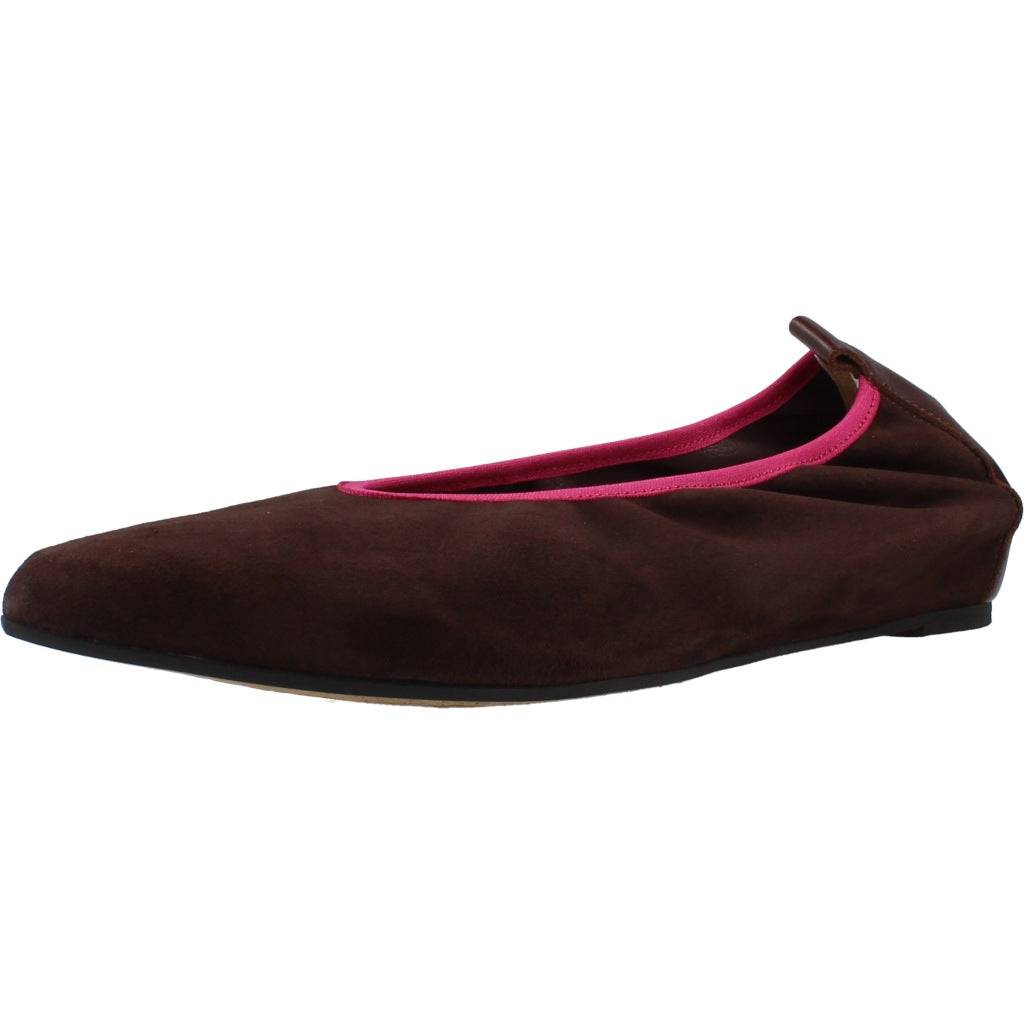 WONDERS A en color MARRON (1)