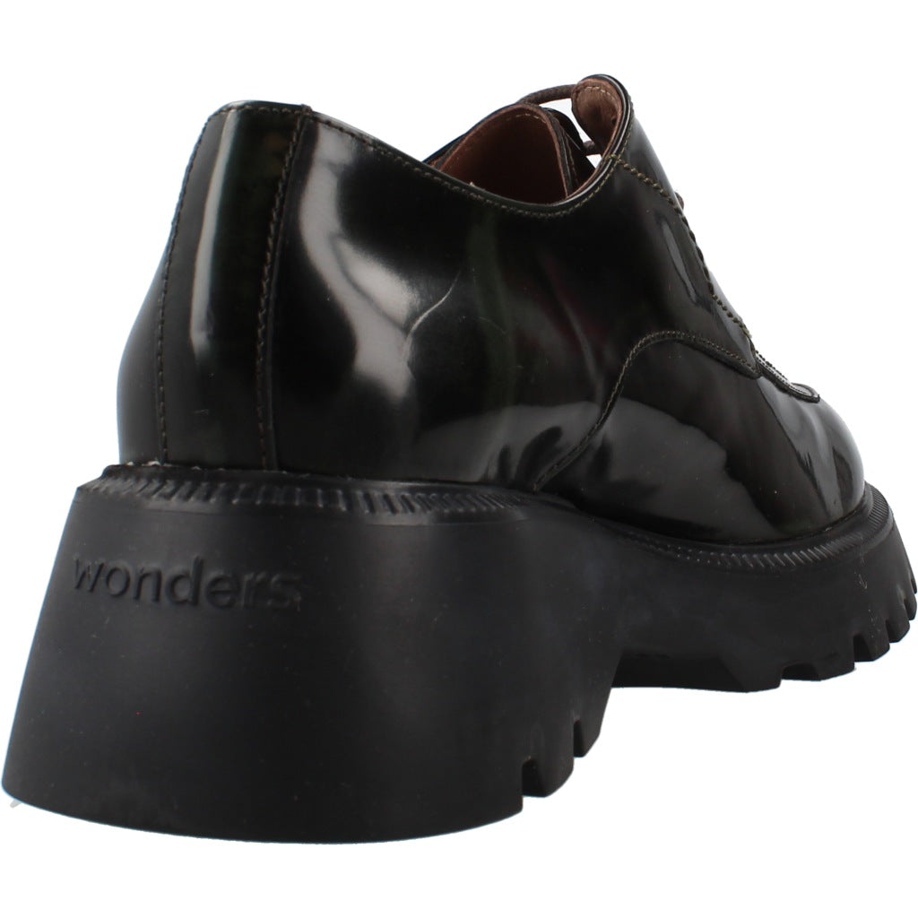 WONDERS C en color NEGRO (3)