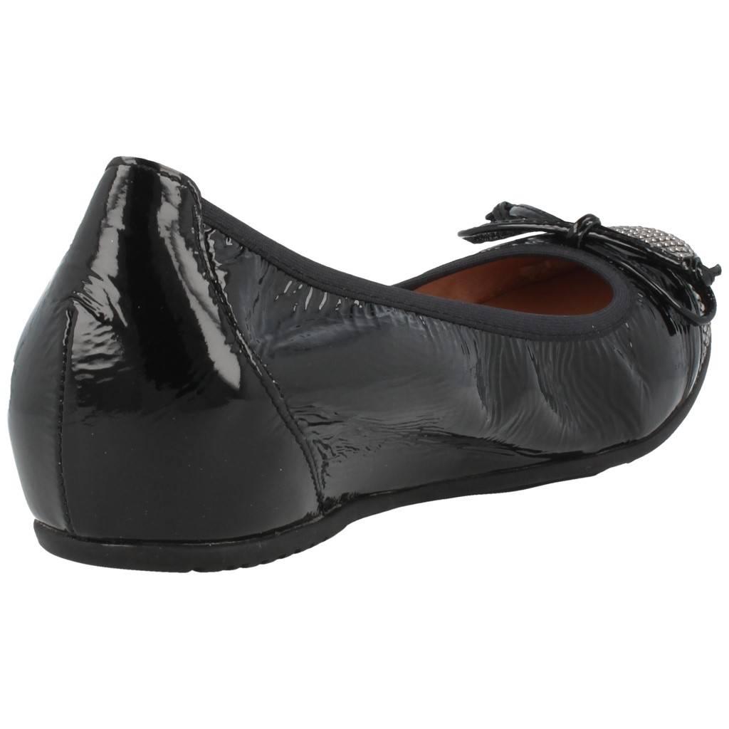 WONDERS A en color NEGRO (3)