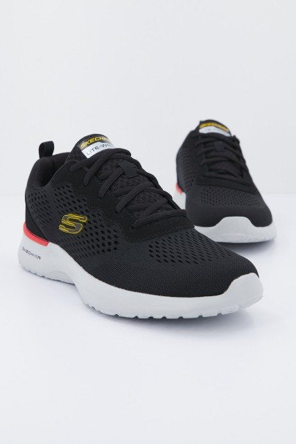 SKECHERS SKECH-AIR DYNAMIGHT-TUNED U en color NEGRO (2)