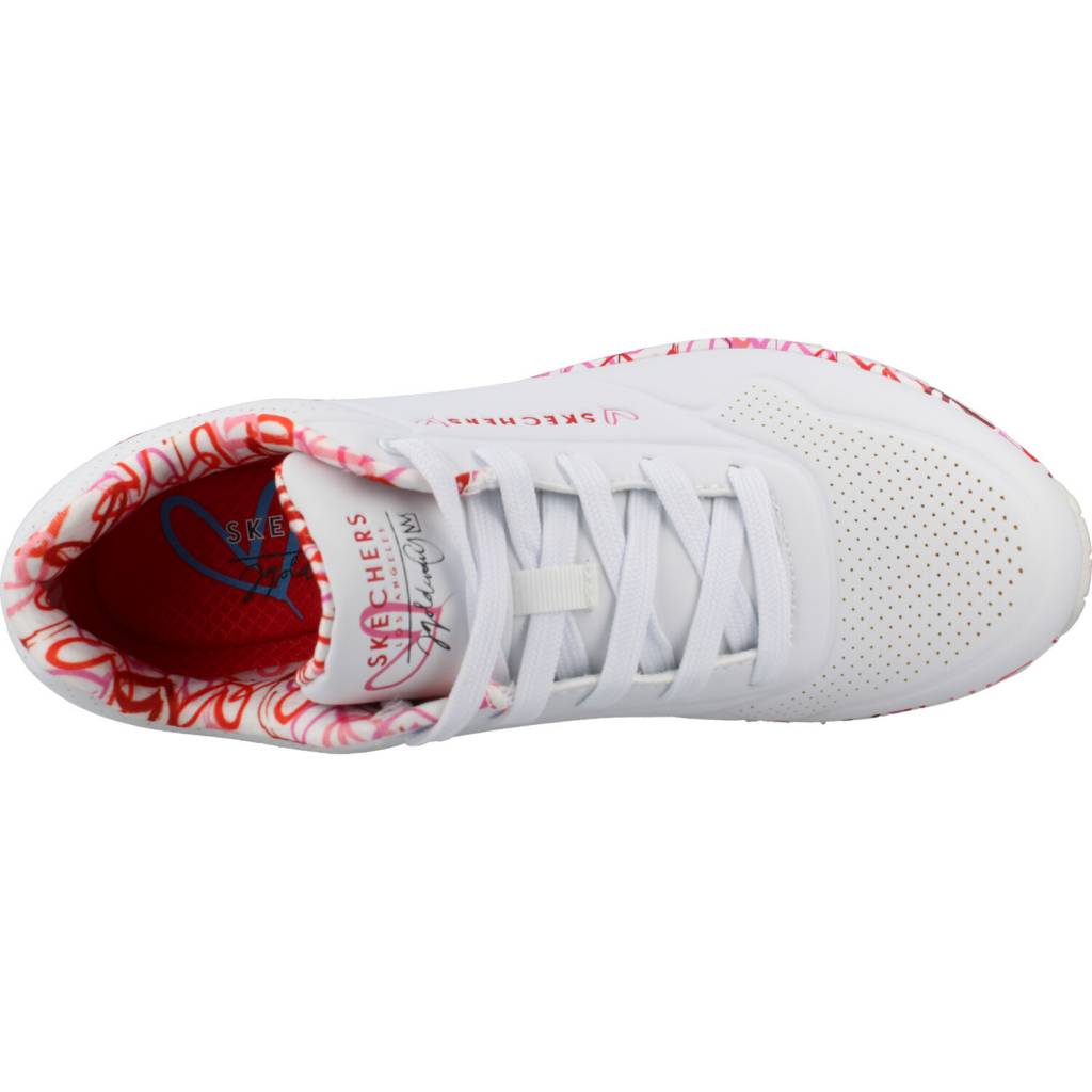 SKECHERS UNO - LOVING LOVE en color BLANCO (7)
