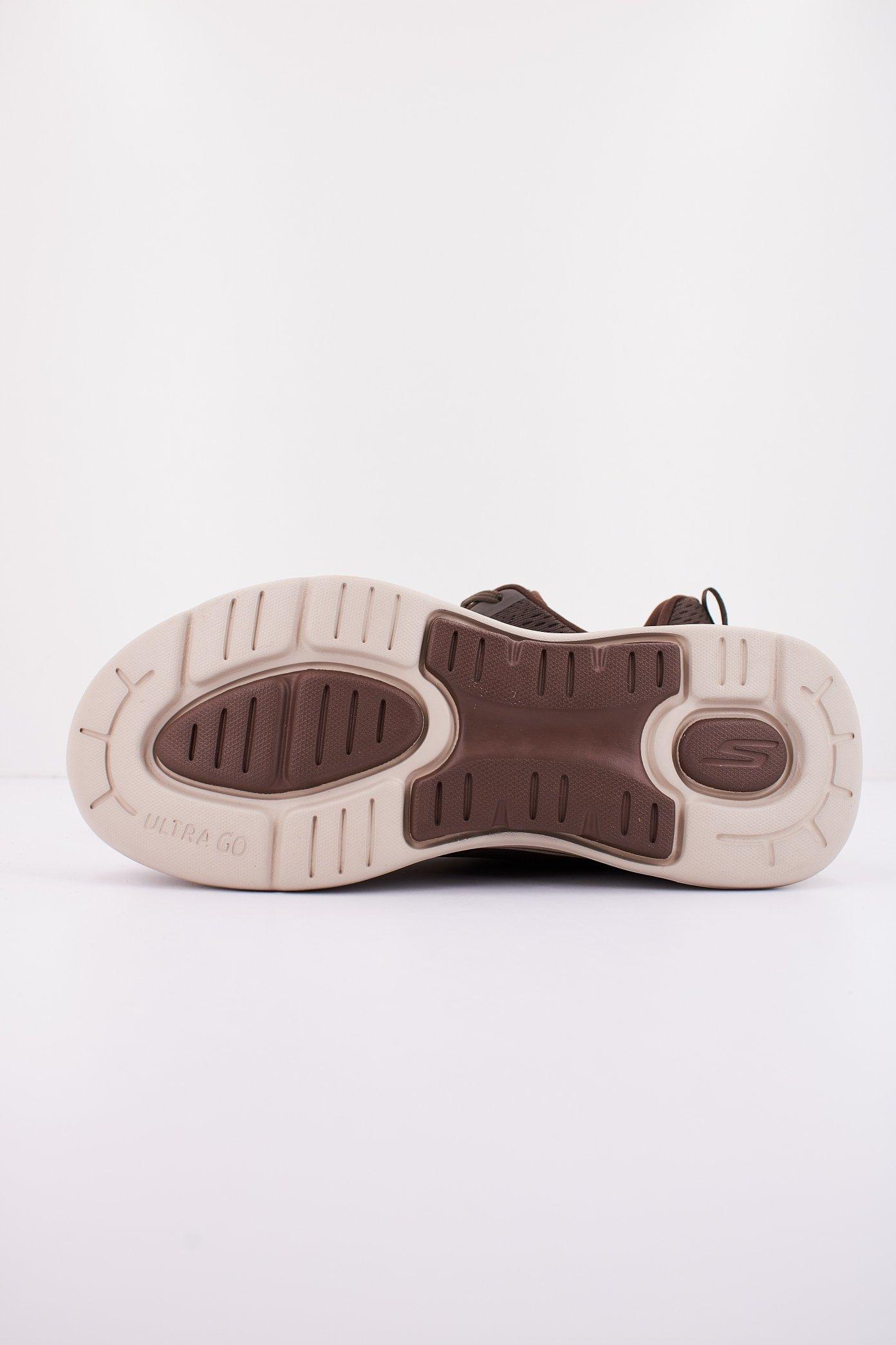 SKECHERS GO WALK ARCH FIT-IDYLLIC en color MARRON (4)