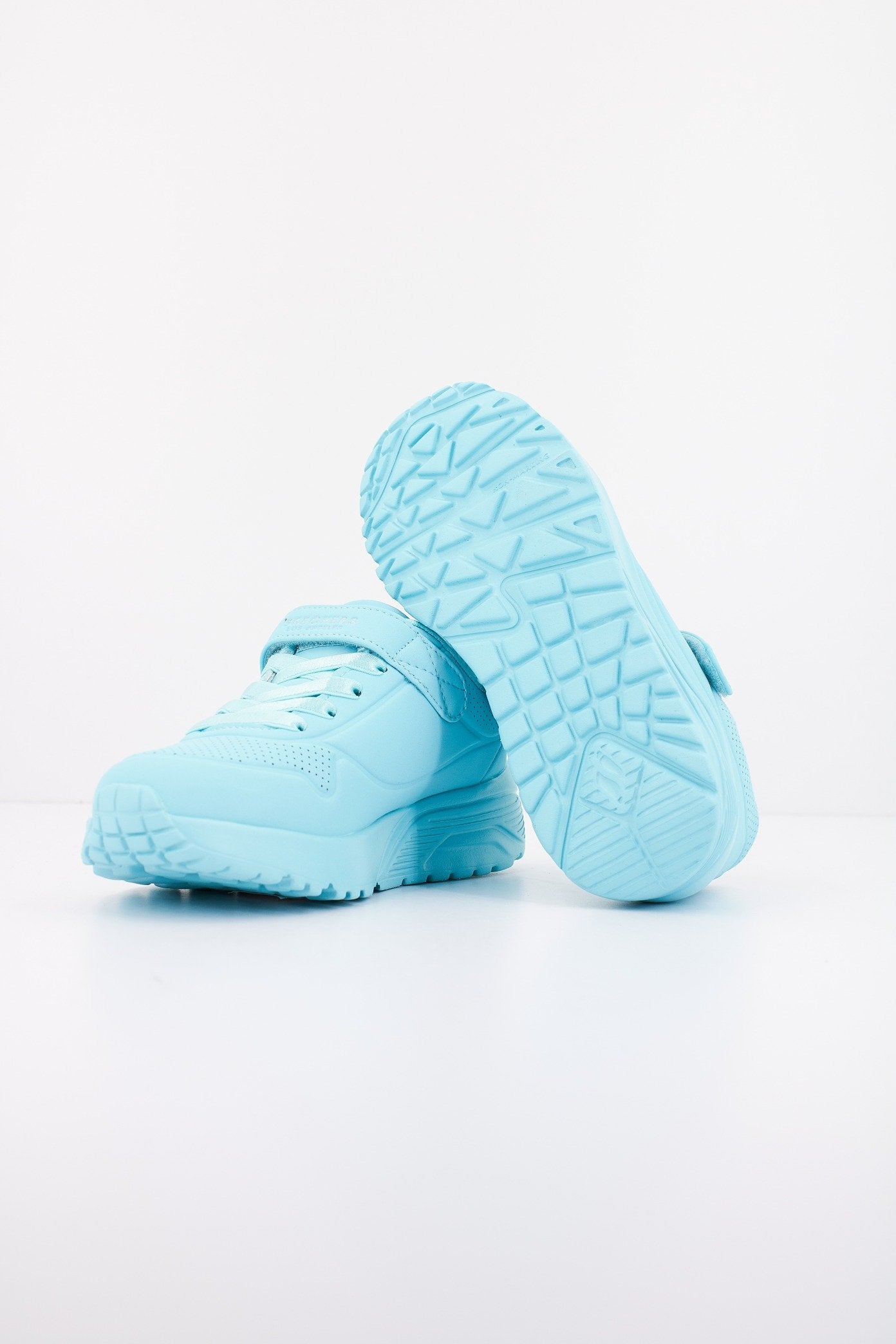 SKECHERS UNO LITE en color AZUL (4)