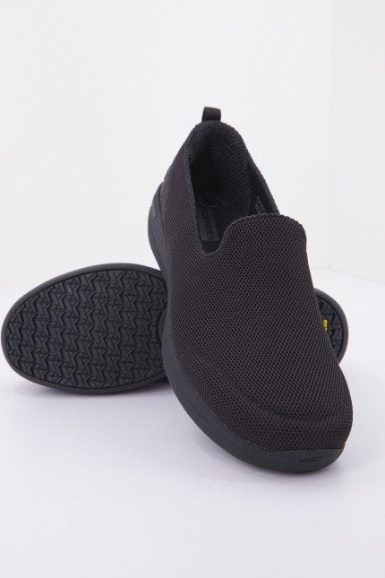 SKECHERS GO WALK STABILITY en color NEGRO (4)