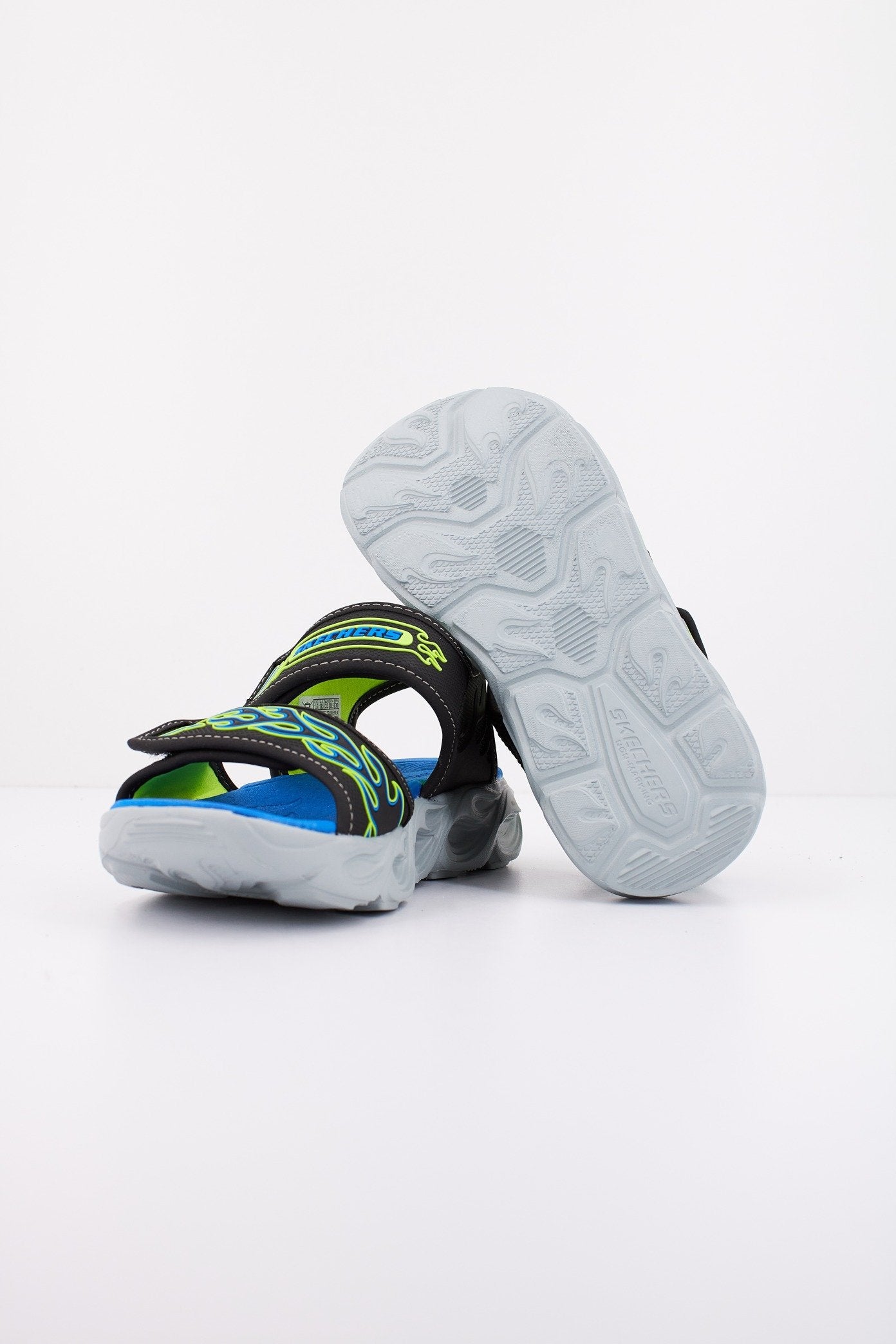 SKECHERS S LIGHTS: THERMO SPLASH en color NEGRO (4)