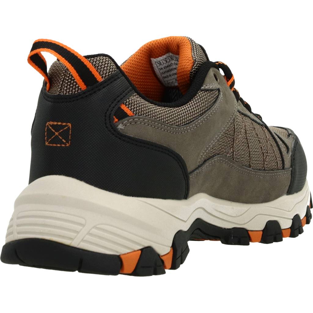 SKECHERS SELMEN CORMACK en color MARRON (3)