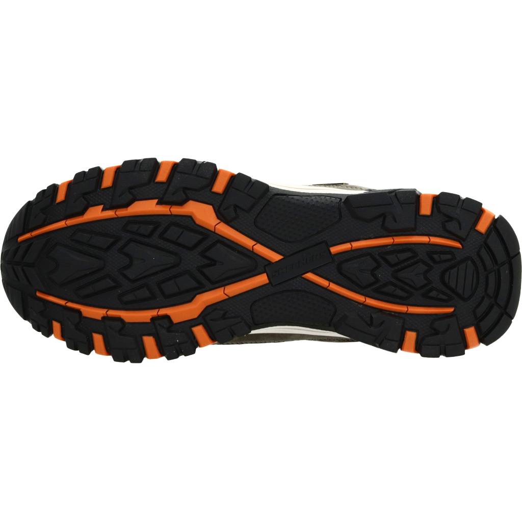 SKECHERS SELMEN CORMACK en color MARRON (6)