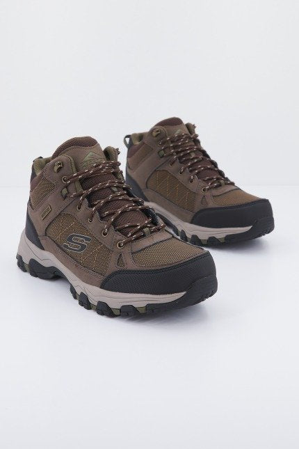 SKECHERS SELMEN MELANO en color MARRON (2)