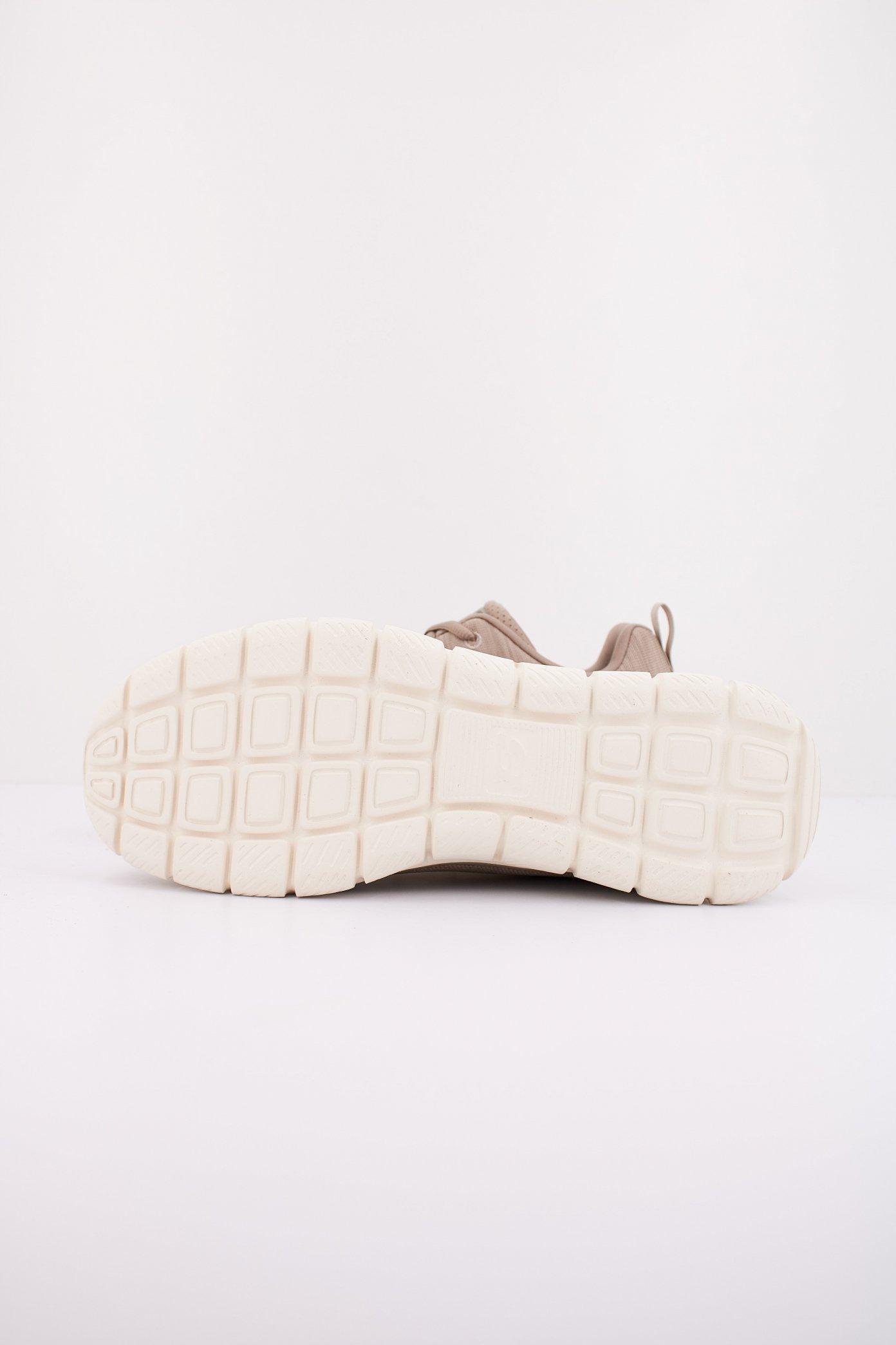 SKECHERS TRACK - FRONT RUNNER en color BEIS (5)