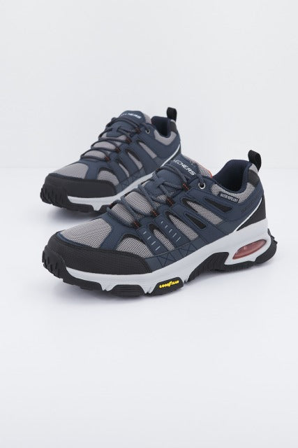 SKECHERS SKECH-AIR ENVOY en color AZUL (1)