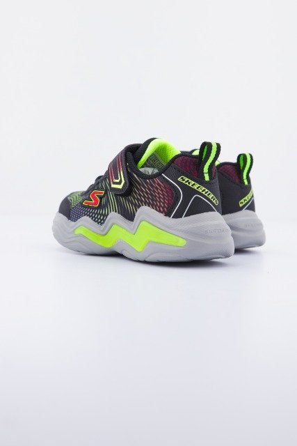 SKECHERS ERUPTERS IV en color NEGRO (2)