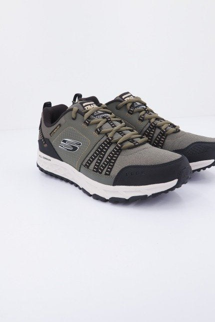 SKECHERS ESCAPE PLAN en color MARRON (1)