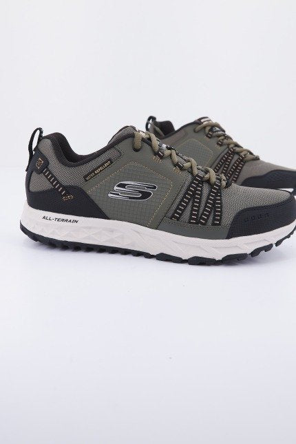 SKECHERS ESCAPE PLAN en color MARRON (2)