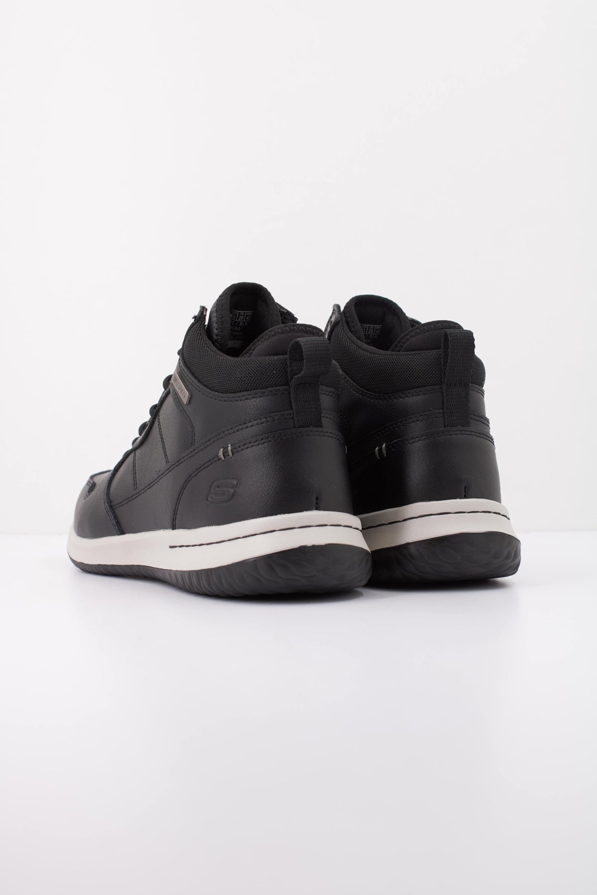 SKECHERS DELSON SELECTO en color NEGRO (4)