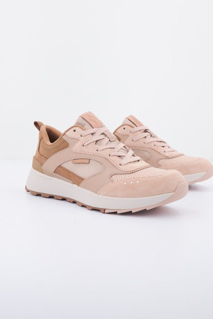 SKECHERS SUNNY STREET SUNSETTERS en color MARRON CLARO (1)