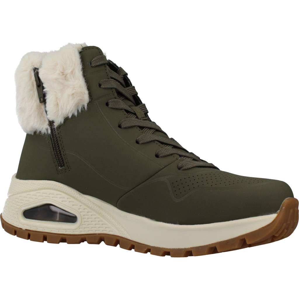 SKECHERS UNO RUGGED FALL AIR en color VERDE (5)