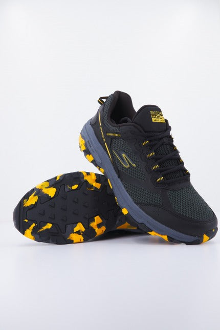SKECHERS GO RUN TRAIL en color NEGRO (4)