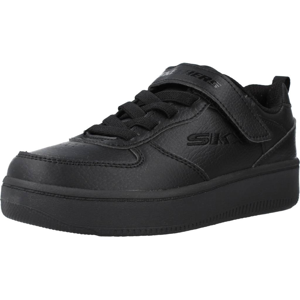 SKECHERS COURT ZELDER en color NEGRO (1)