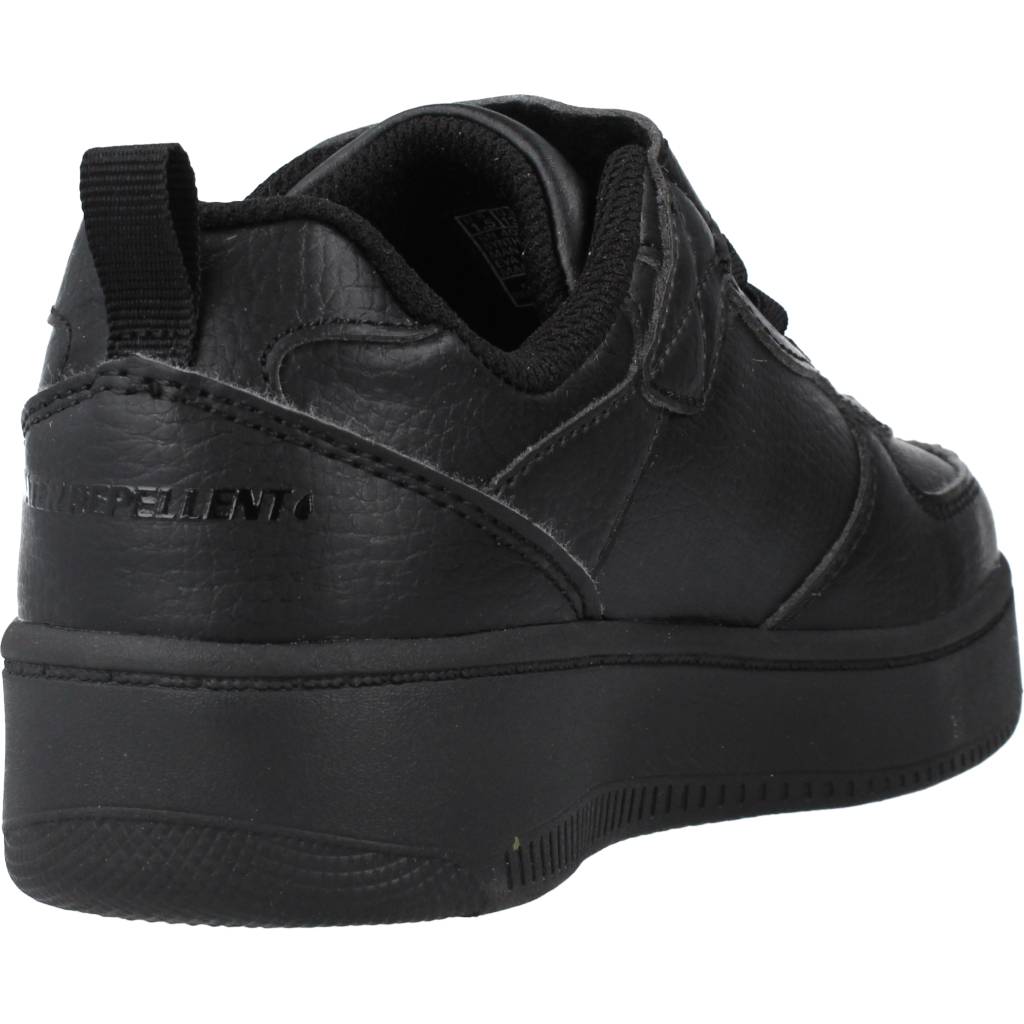 SKECHERS COURT ZELDER en color NEGRO (3)