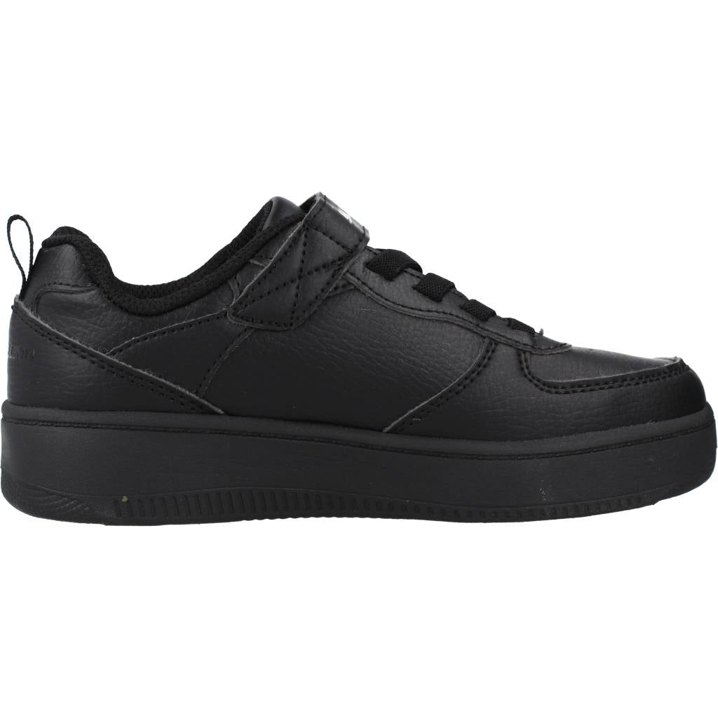 SKECHERS COURT ZELDER en color NEGRO (4)