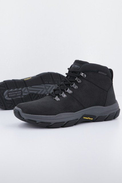 SKECHERS RESPECTED ESMONT en color NEGRO (1)