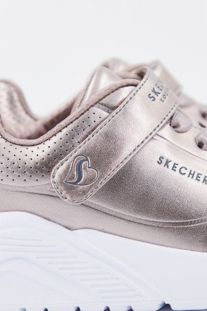 SKECHERS UNO LITE CHROME STEPS en color ORO (4)