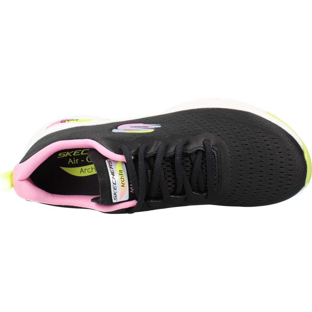 SKECHERS ARCH FIT-INFINITY COOL en color NEGRO (7)