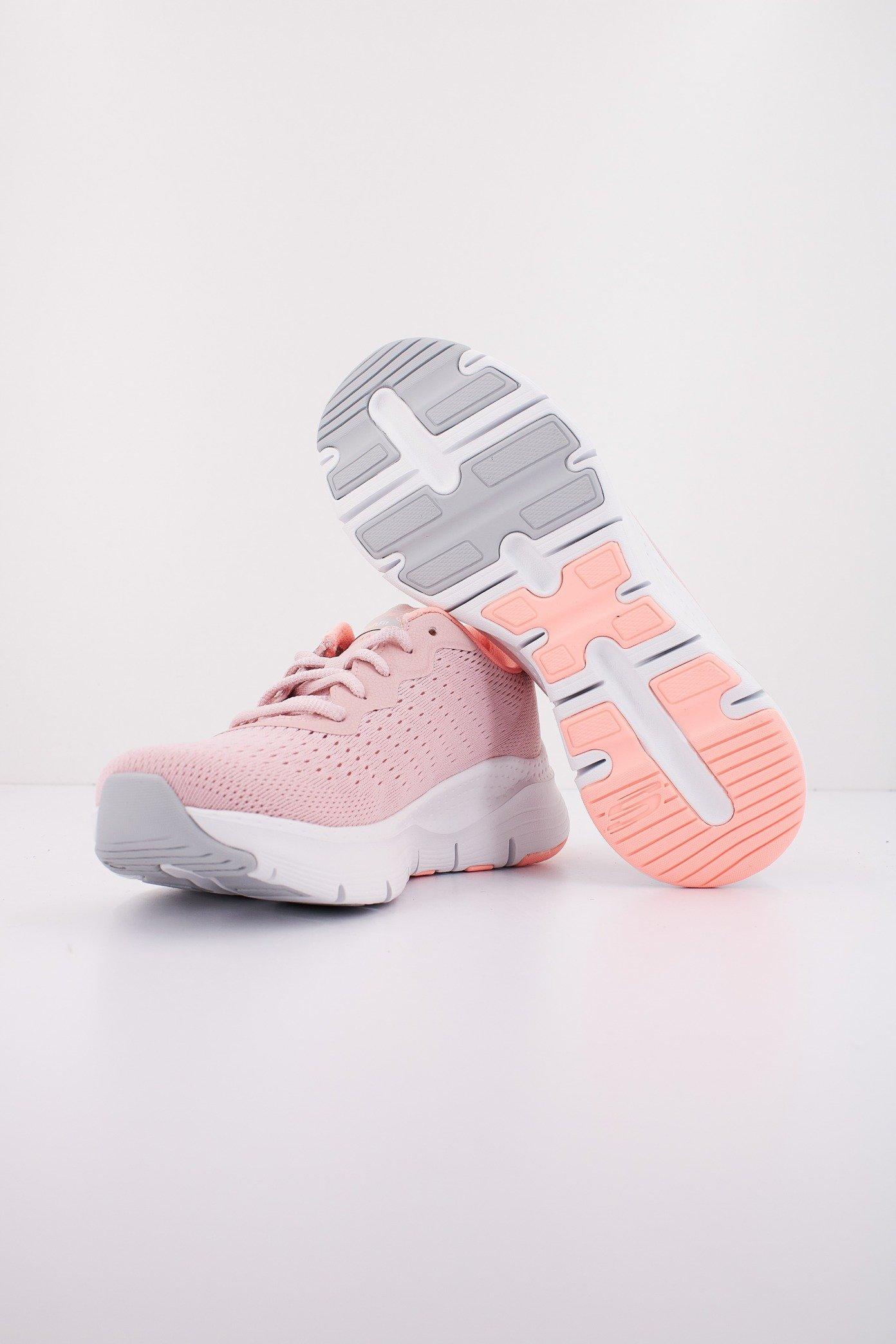 SKECHERS SKECHERS ARCH FIT en color ROSA (4)