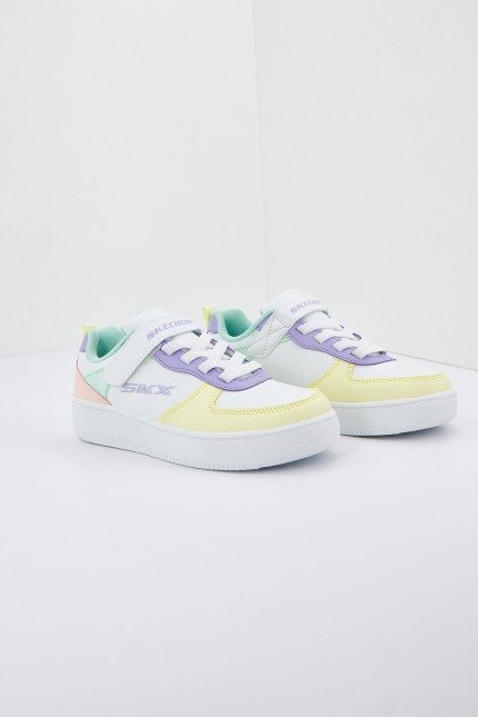 SKECHERS SPORT COURT en color BLANCO (1)
