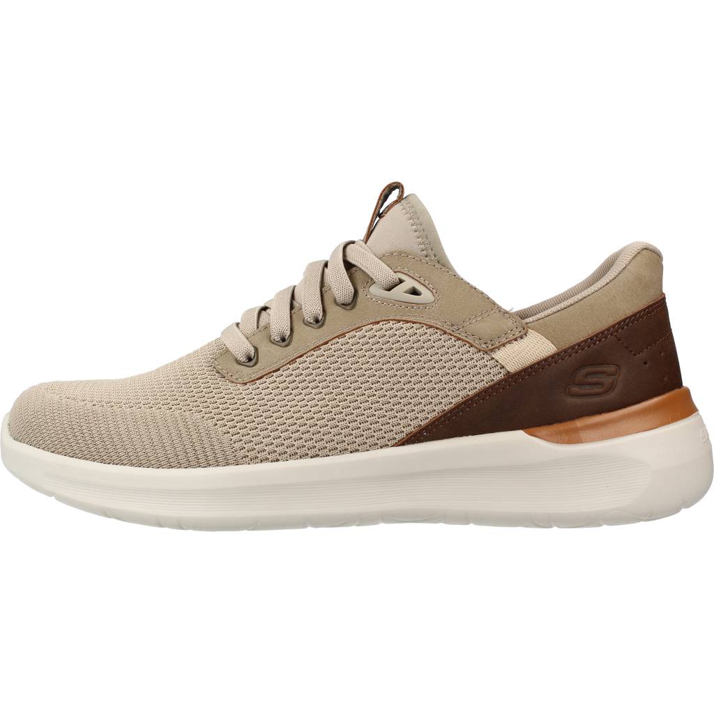 SKECHERS LASITER en color MARRON (2)