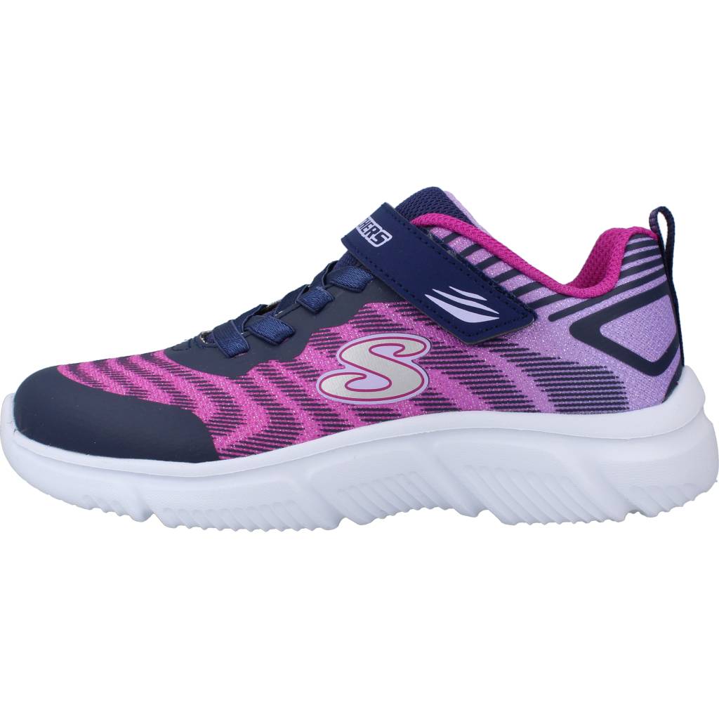 SKECHERS RUN -FIERCE FLASH en color ROSA (2)