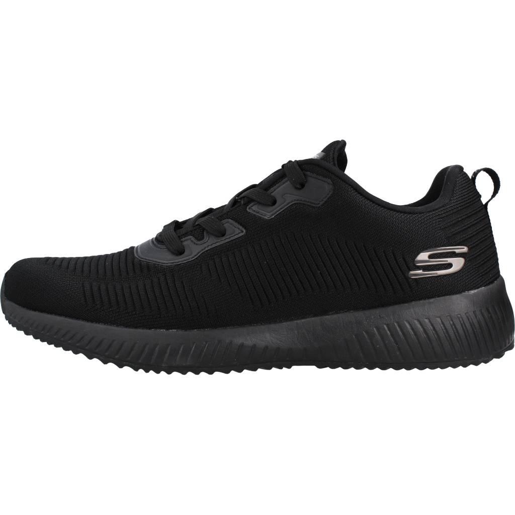 SKECHERS SQUAD en color NEGRO (2)