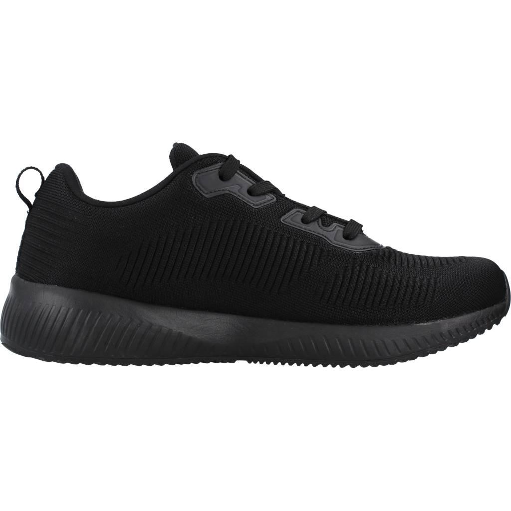 SKECHERS SQUAD en color NEGRO (4)