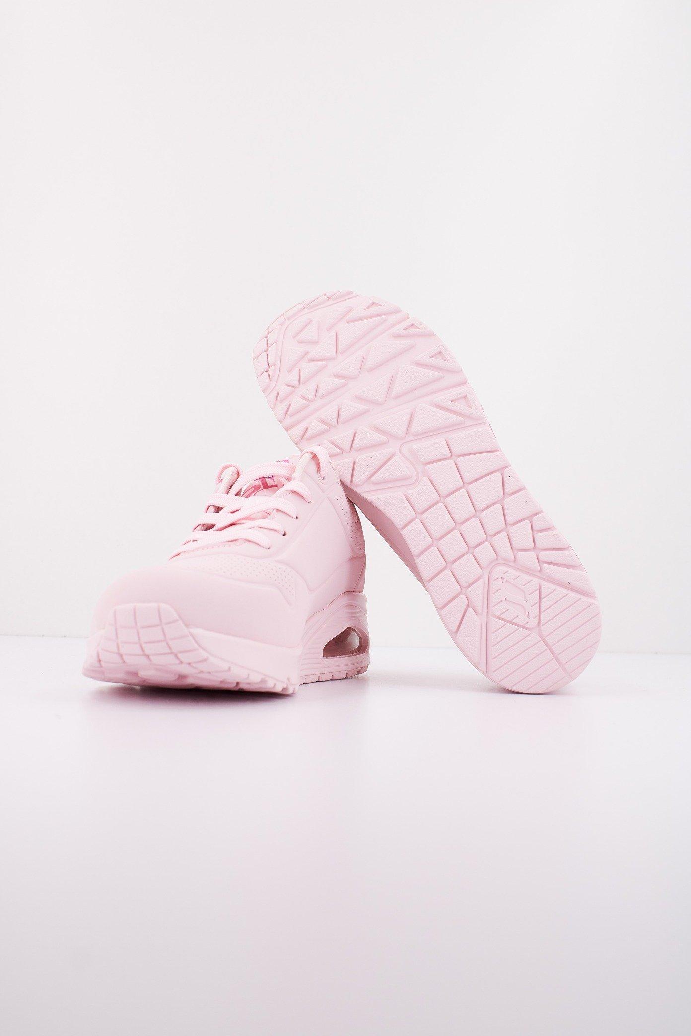 SKECHERS UNO-SPREAD THE LOVE en color ROSA (4)