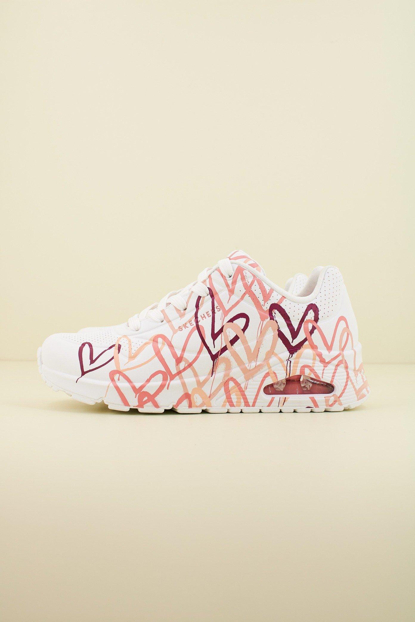 SKECHERS UNO-SPREAD THE LOVE en color BLANCO (1)
