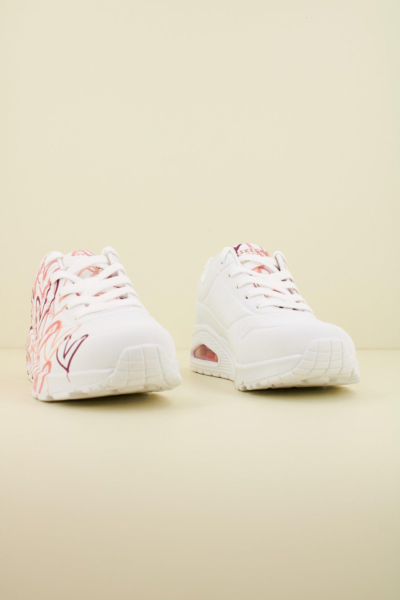 SKECHERS UNO-SPREAD THE LOVE en color BLANCO (2)