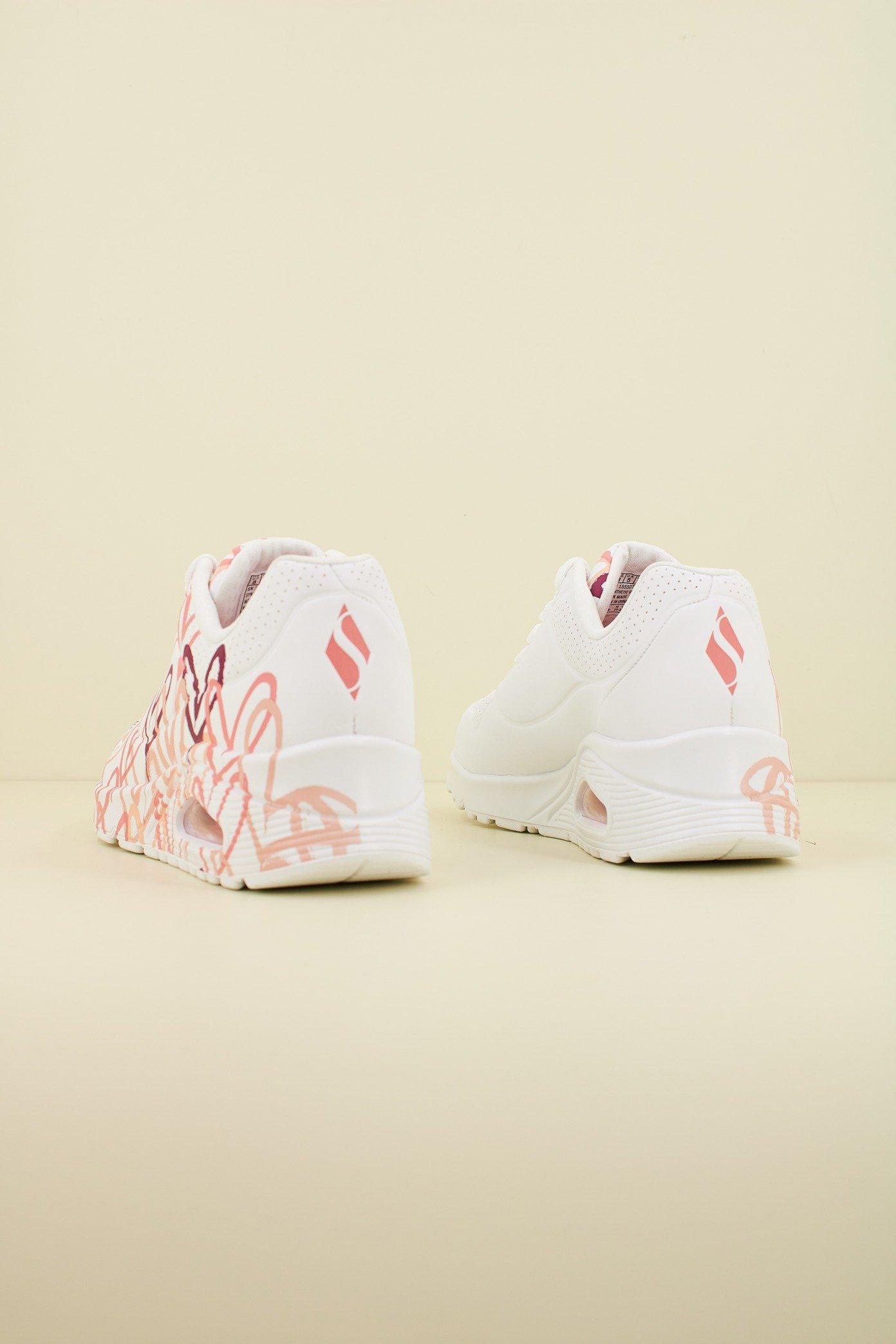 SKECHERS UNO-SPREAD THE LOVE en color BLANCO (3)
