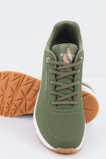 SKECHERS UNO - SHIMMER AWAY en color VERDE (3)