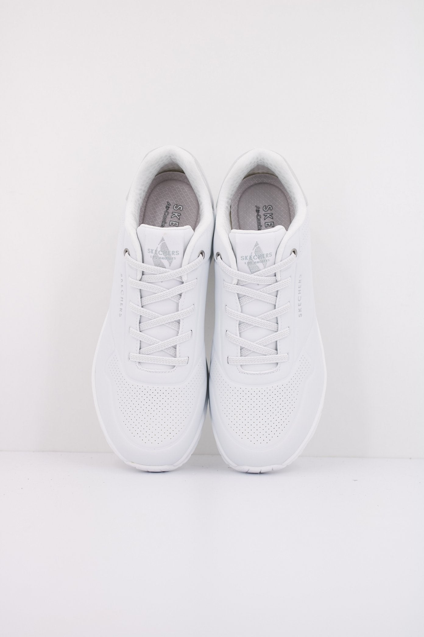 SKECHERS UNO - SHIMMER AWAY en color BLANCO (3)