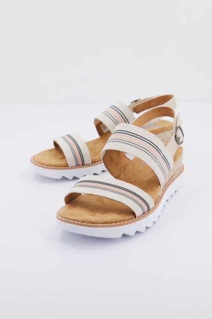 SKECHERS DESERT KISS H en color BEIS (1)