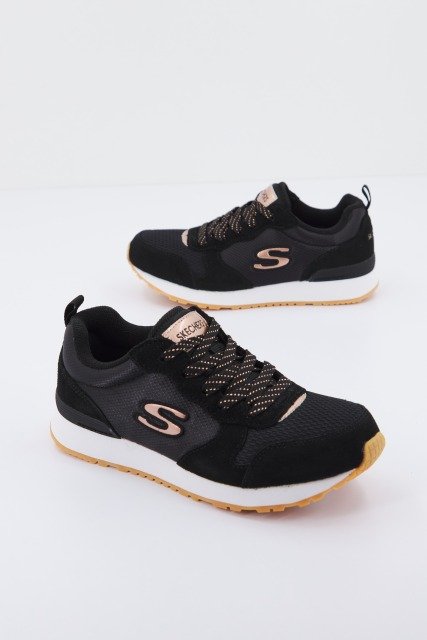 SKECHERS RETROSPECT en color NEGRO (2)