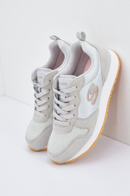 SKECHERS RETROSPECT en color BEIS (1)